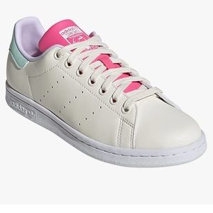 adidas Originals Women's Stan Smith Sneaker